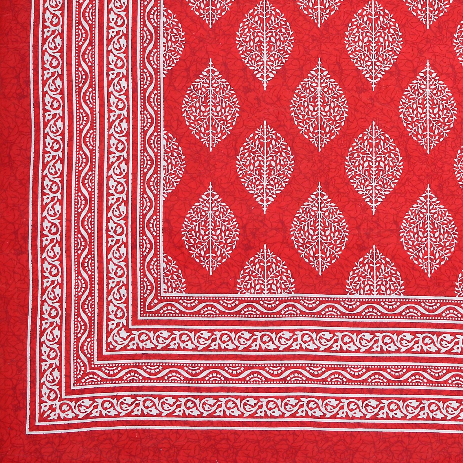 Rajasthani Traditionally Printed Cotton Doublebed Bedsheet With Pack of 2 Pillow Covers - Image 2